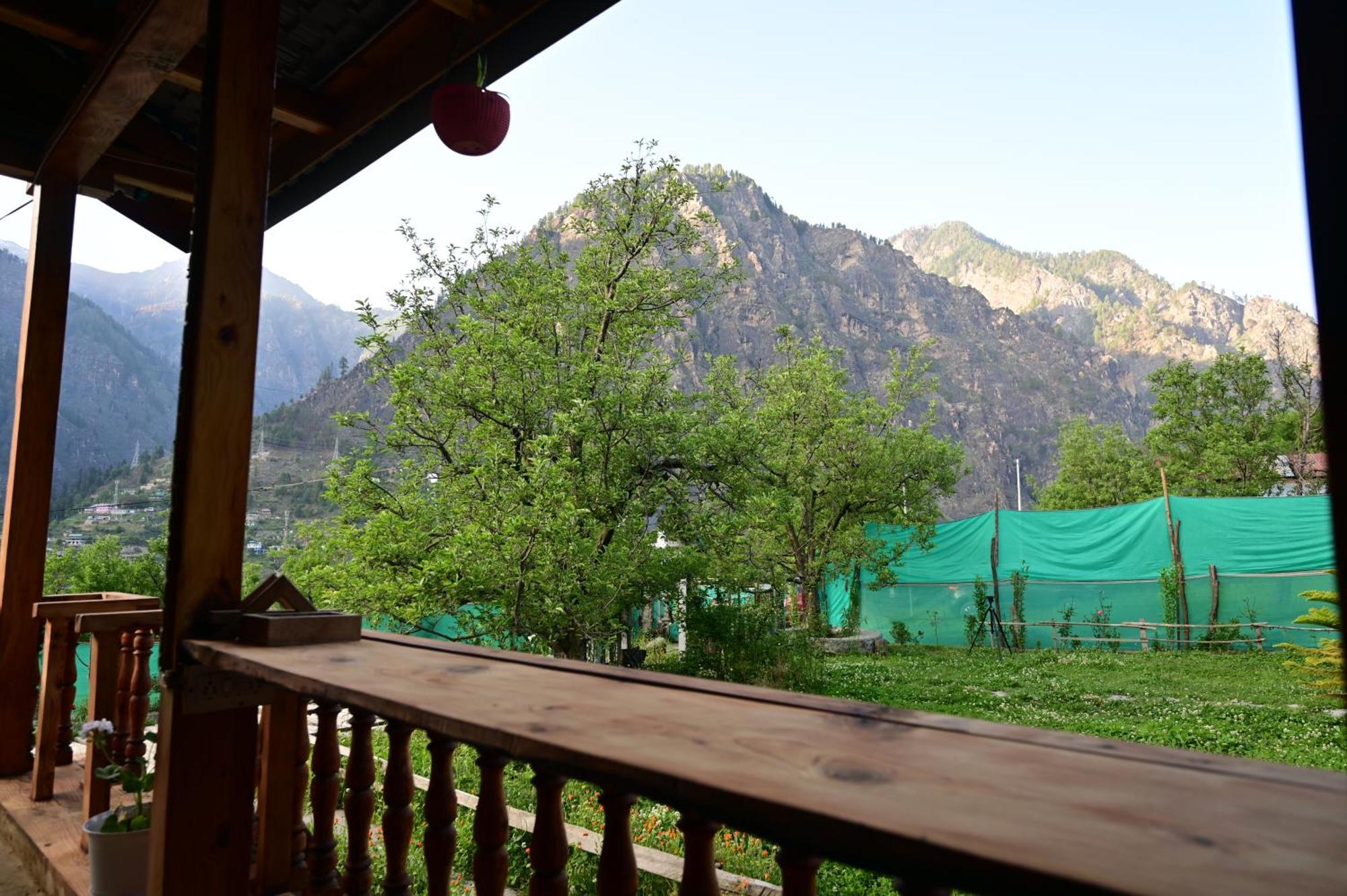 Himalayan Mud Resort Kasol Extérieur photo