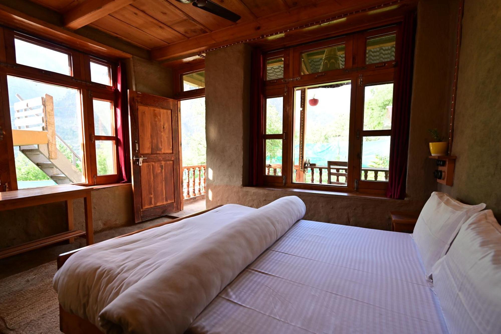 Himalayan Mud Resort Kasol Extérieur photo