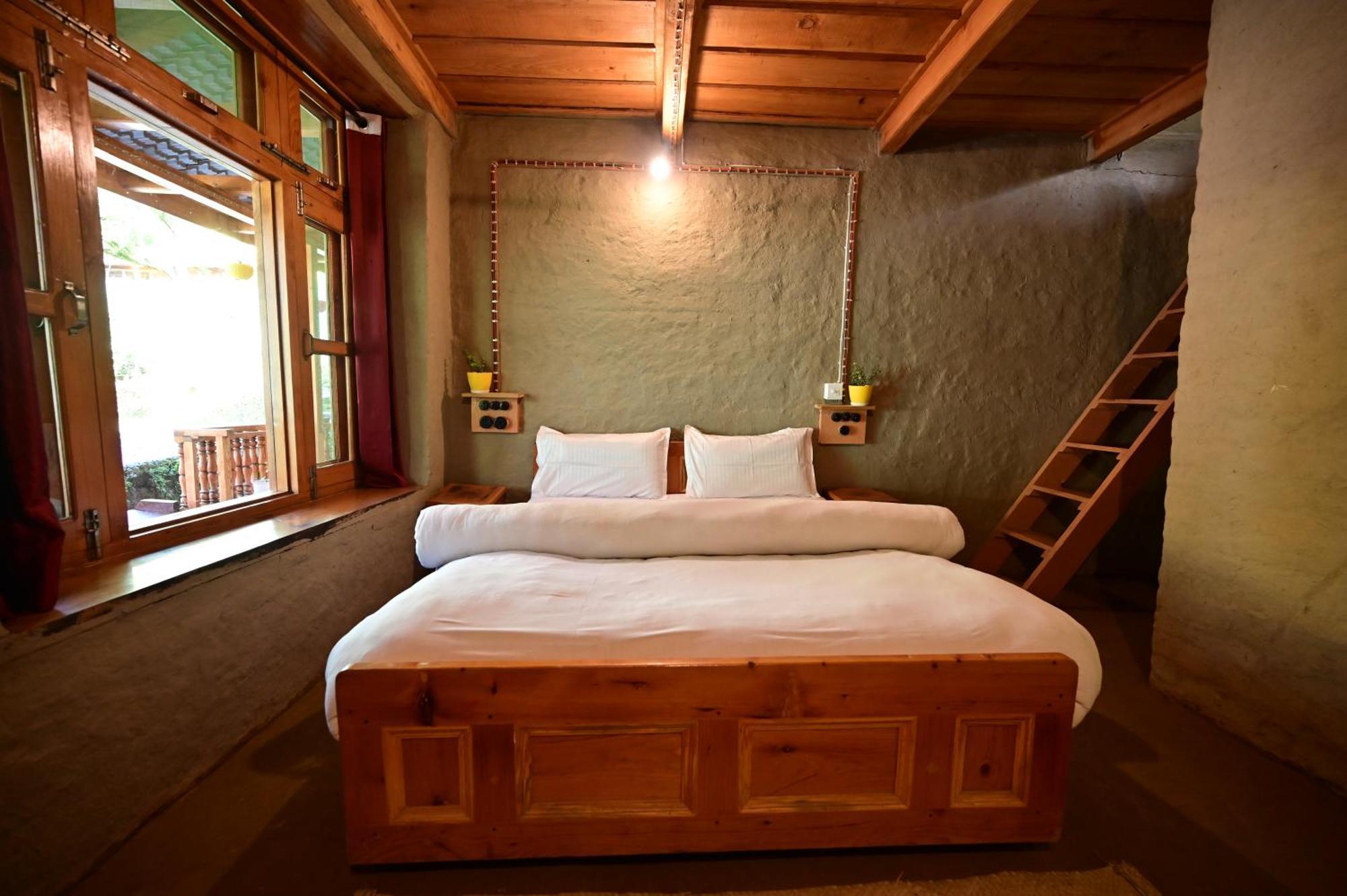 Himalayan Mud Resort Kasol Extérieur photo