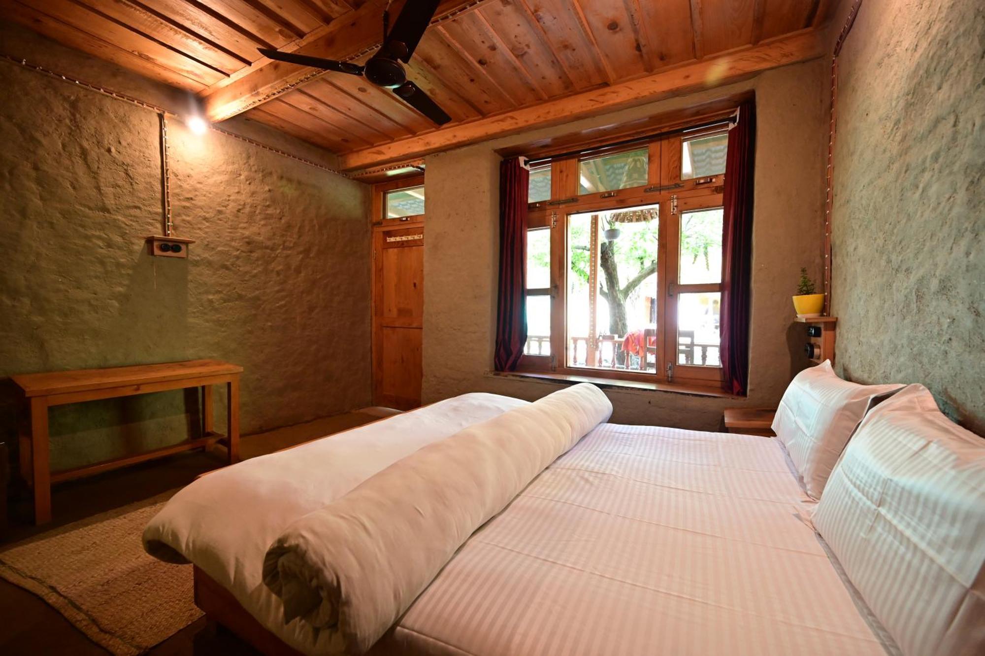 Himalayan Mud Resort Kasol Extérieur photo